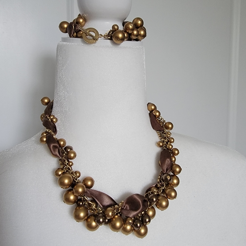 NWT Necklace & Bracelet